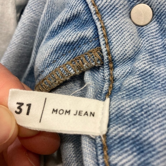 PACSUN Los Angeles size 31 Mom Jean light wash 12.5” rise - Picture 8 of 8